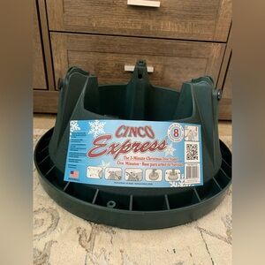 Large Christmas Tree Stand Up to 8 Feet Cinco Express